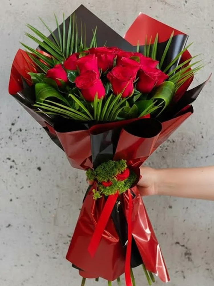 15 Kırmızı Gülden Buket